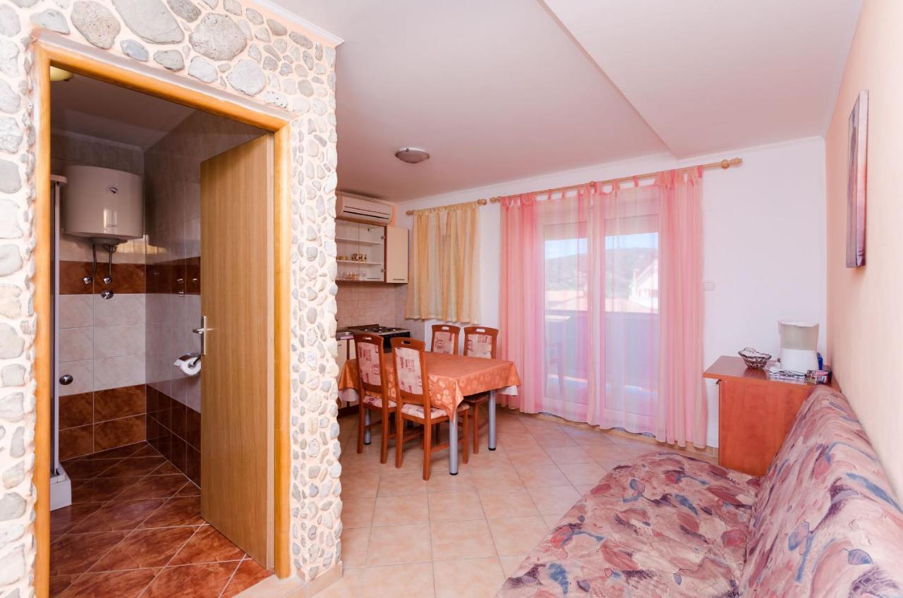 Apartments Rajka Lopar Dış mekan fotoğraf