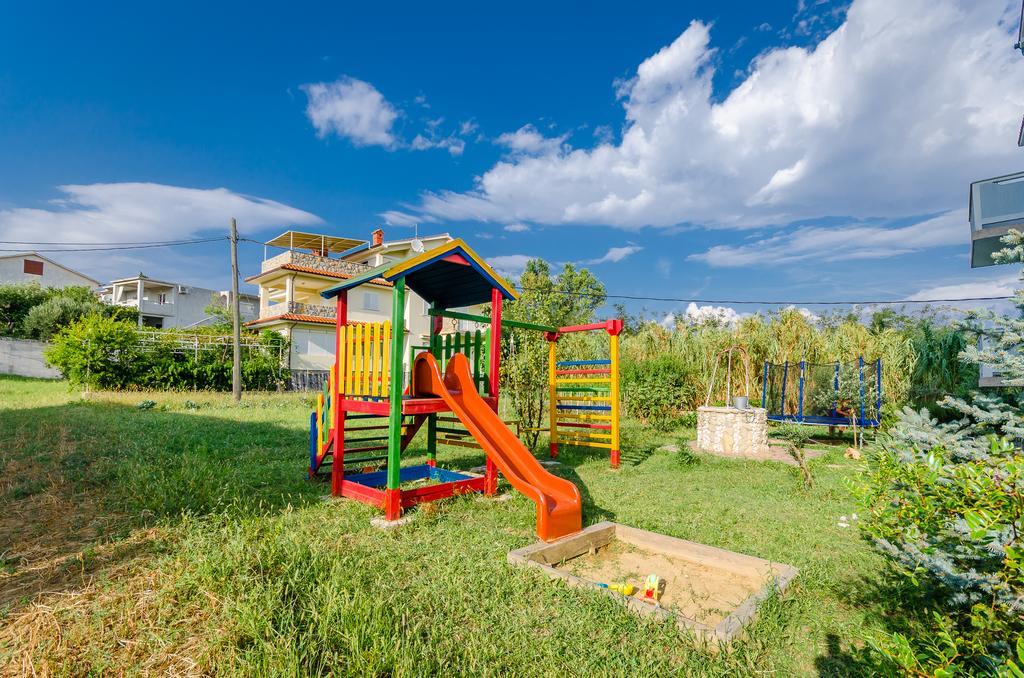 Apartments Rajka Lopar Dış mekan fotoğraf